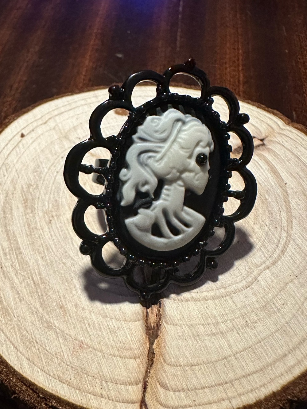 Black and White Gothic Skeleton Cameo Ring - Vintage Style Adjustable